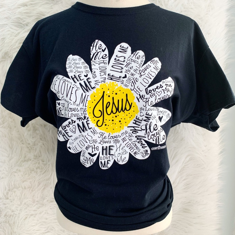 Daisy Jesus short sleeve shirt